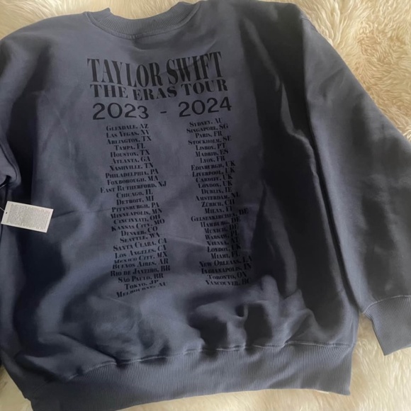 Taylor Swift Eras Tour bluecrew - Picture 2 of 4